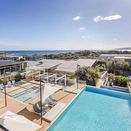 Smiths Beach Resort Yallingup Exterior foto The pool at the Bayview Hotel