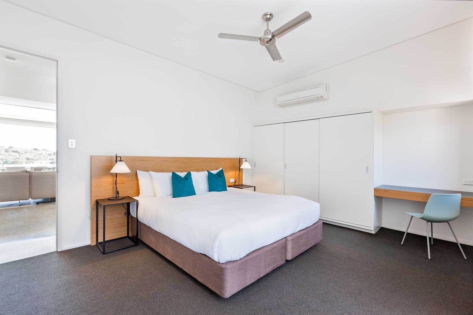 Smiths Beach Resort Yallingup Exterior foto A bedroom at the hotel