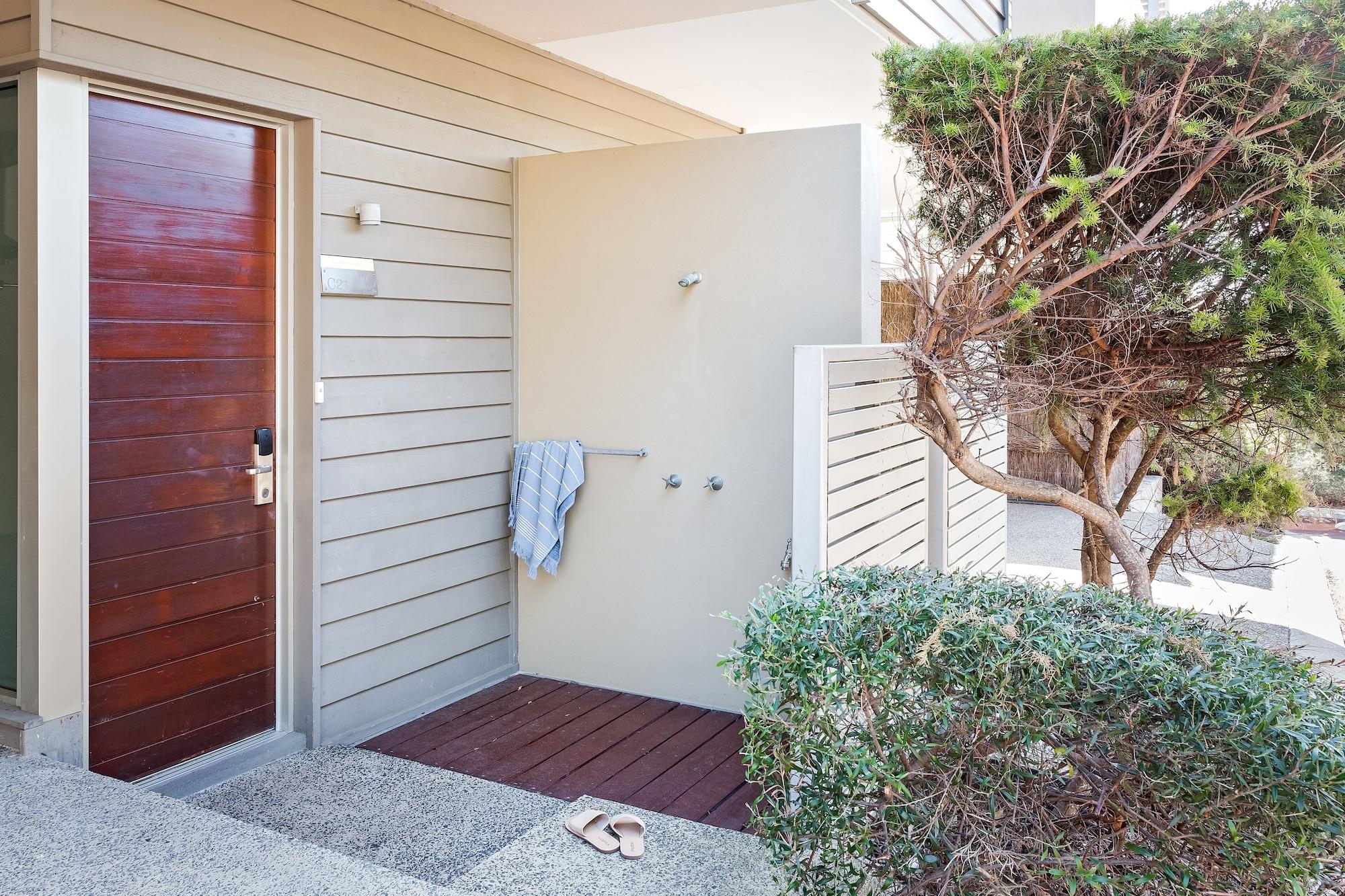 Smiths Beach Resort Yallingup Exterior foto Outdoor shower