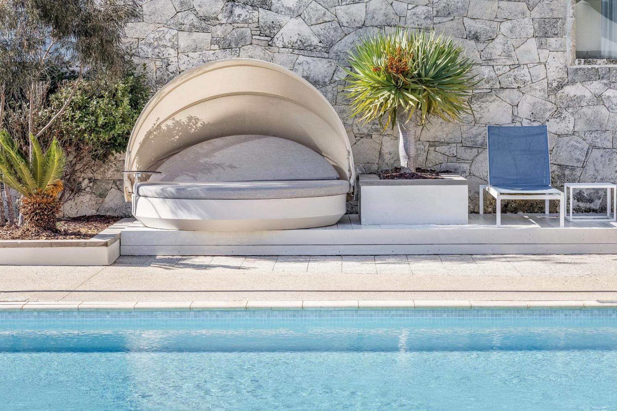 Smiths Beach Resort Yallingup Exterior foto A poolside cabana